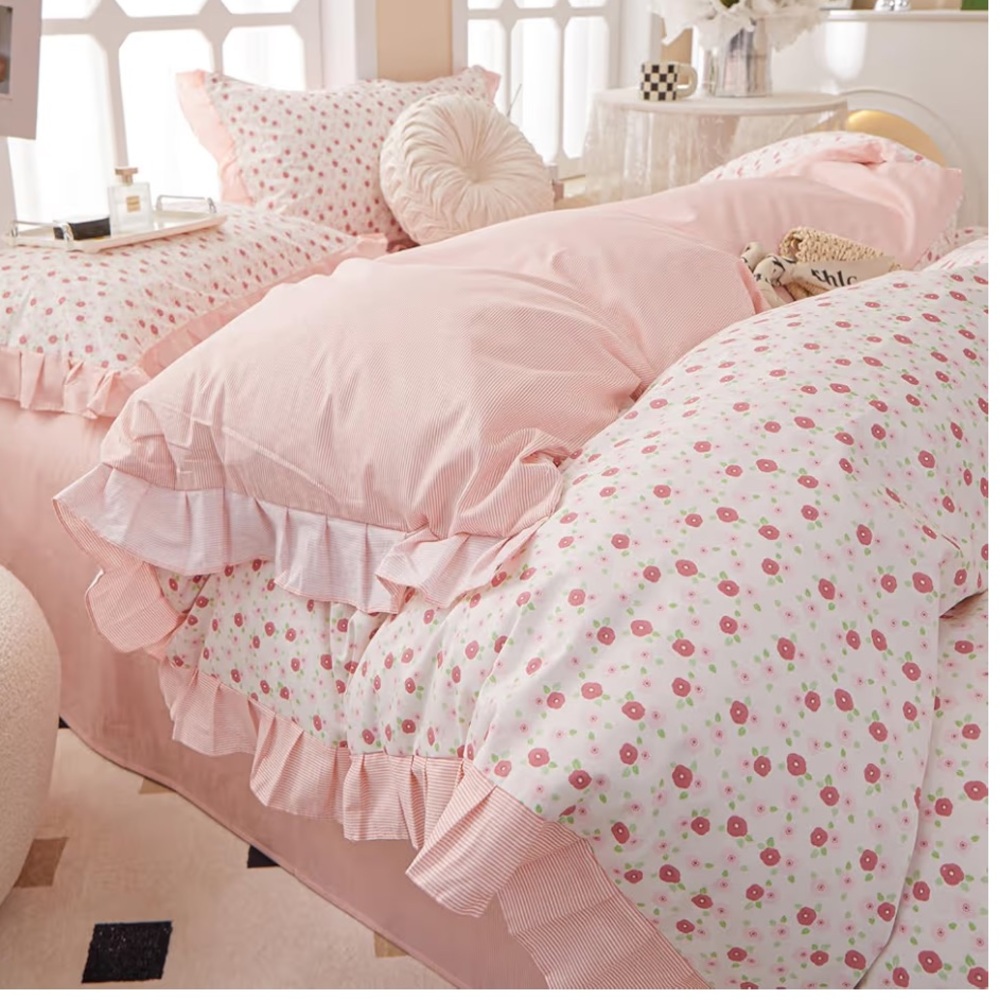 Pink Flower Duvet Cover Set Queen w/ Ruffles New. - Picture 4 of 4